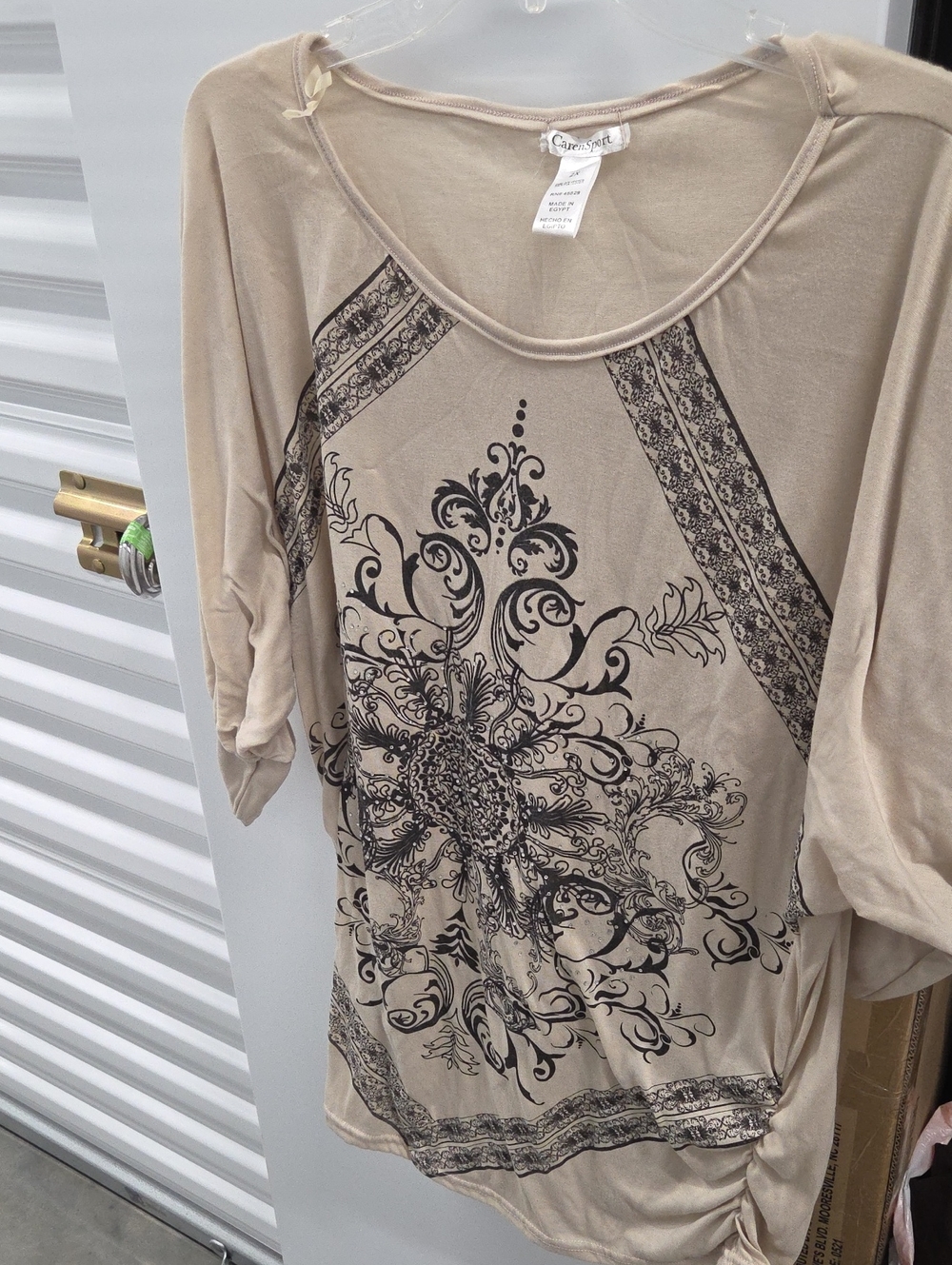 Carensport Taupe Short Sleeve Scoop Neck Top with Black Graphic